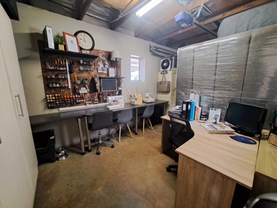 3 Bedroom Property for Sale in Waterval East North West